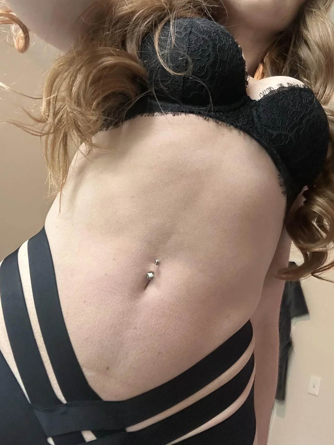 Hunni OnlyFans photo — ShesWow