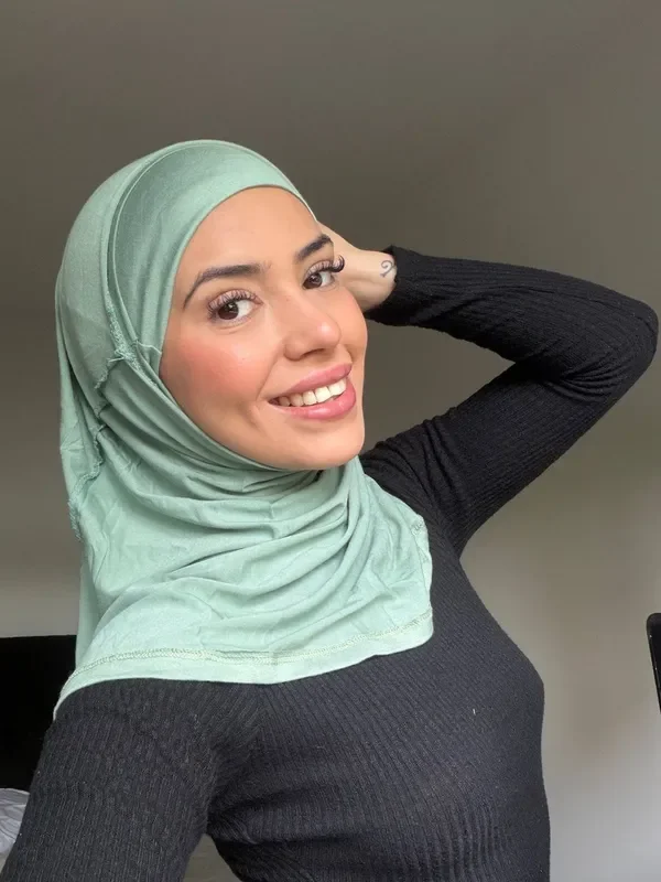 Amina Anisa OnlyFans photo — ShesWow
