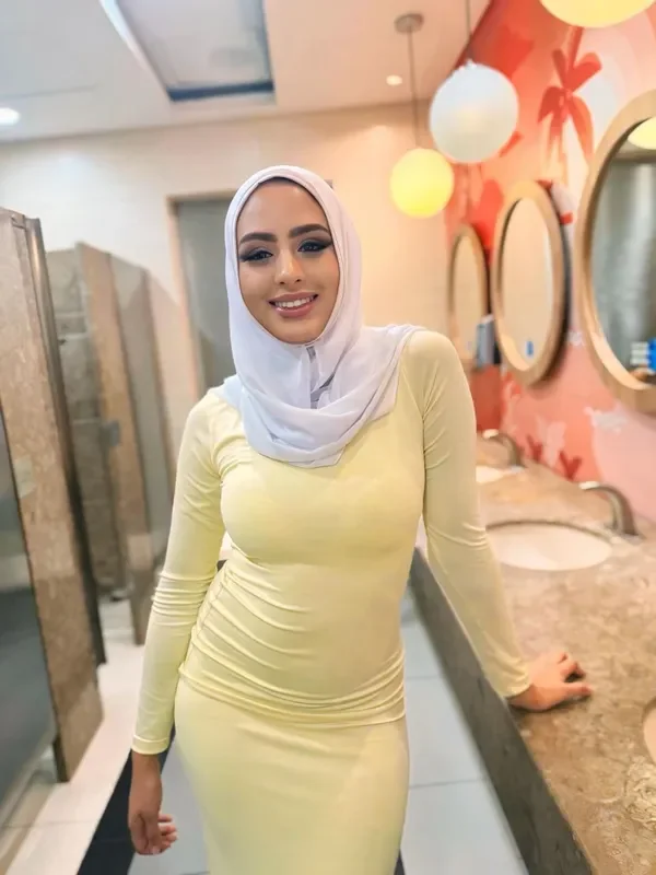 Dalia Fayed OnlyFans photo — ShesWow