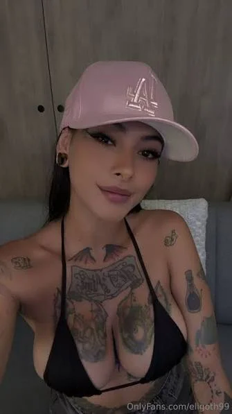 Eli Goth OnlyFans photo — ShesWow