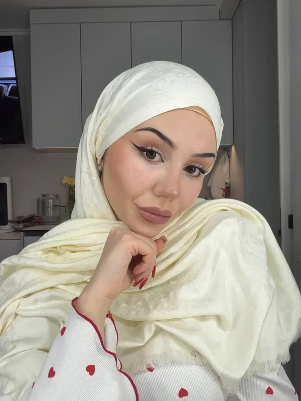 Liyana Liiyaanaa OnlyFans photo — ShesWow