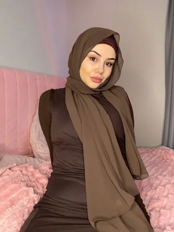 Liyana Liiyaanaa OnlyFans photo — ShesWow