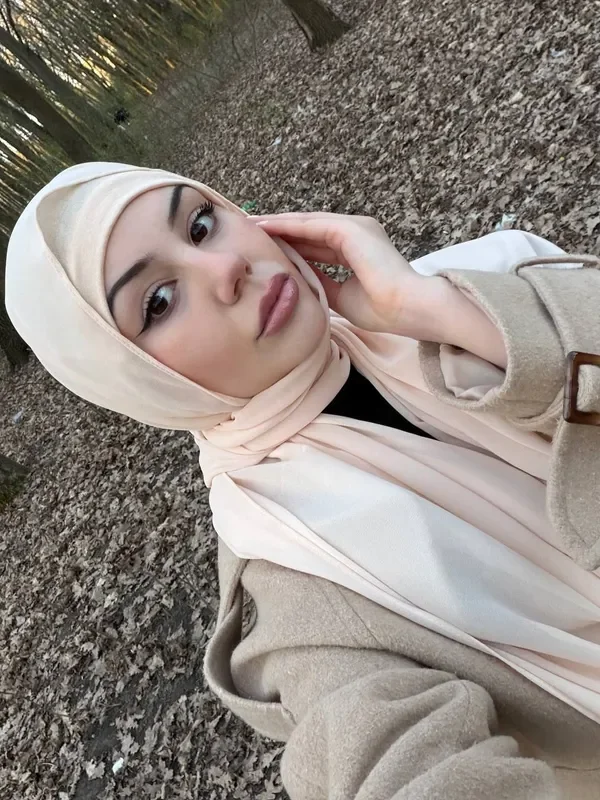 Liyana Liiyaanaa OnlyFans photo — ShesWow