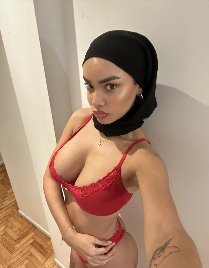 Salma Salmaiman OnlyFans photo — ShesWow