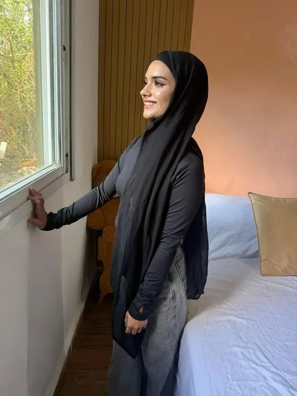 Samira Omari OnlyFans photo — ShesWow