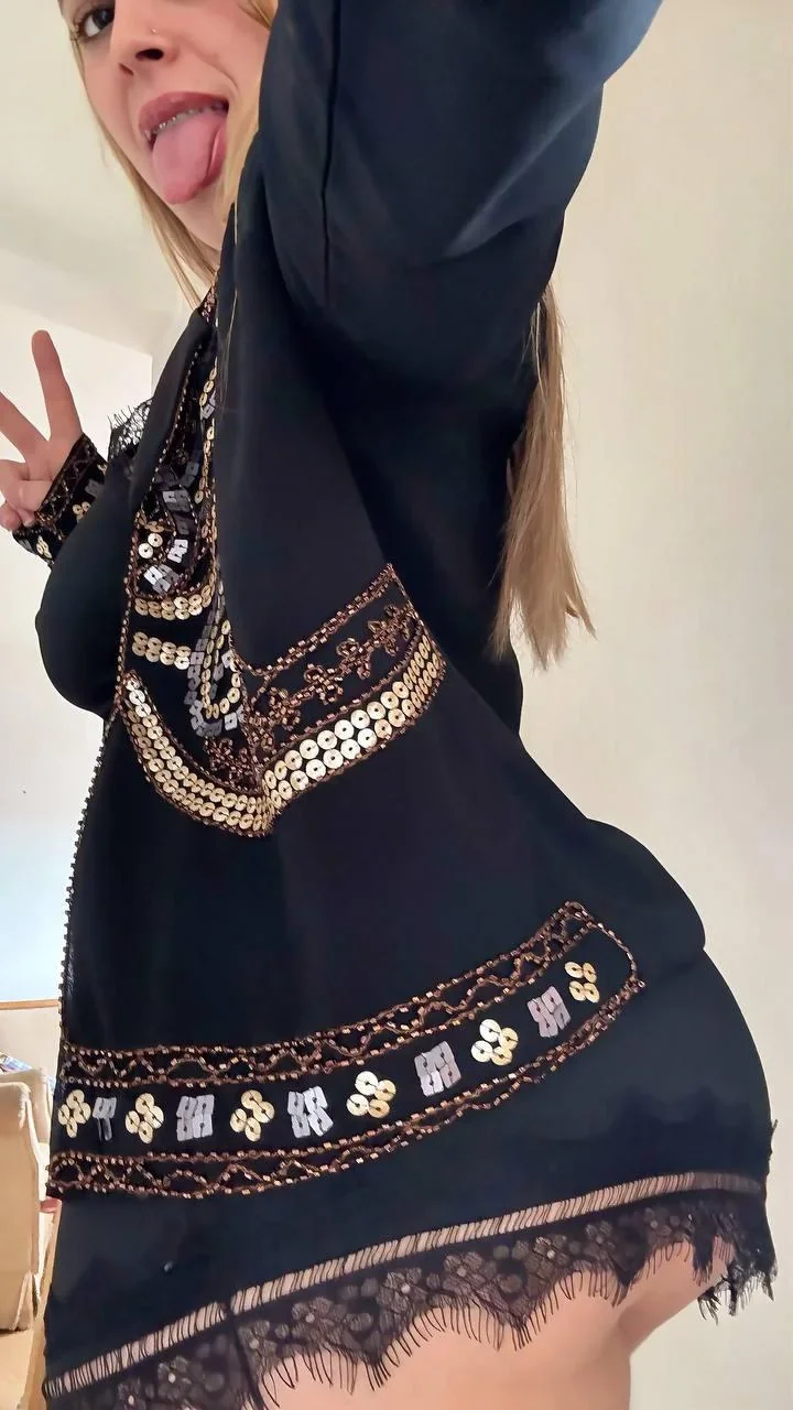 Xrysanthi Nomikou OnlyFans photo — ShesWow